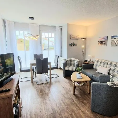 Appartementhaus Ulmenschloesschen Apartment Kuehlungsborn